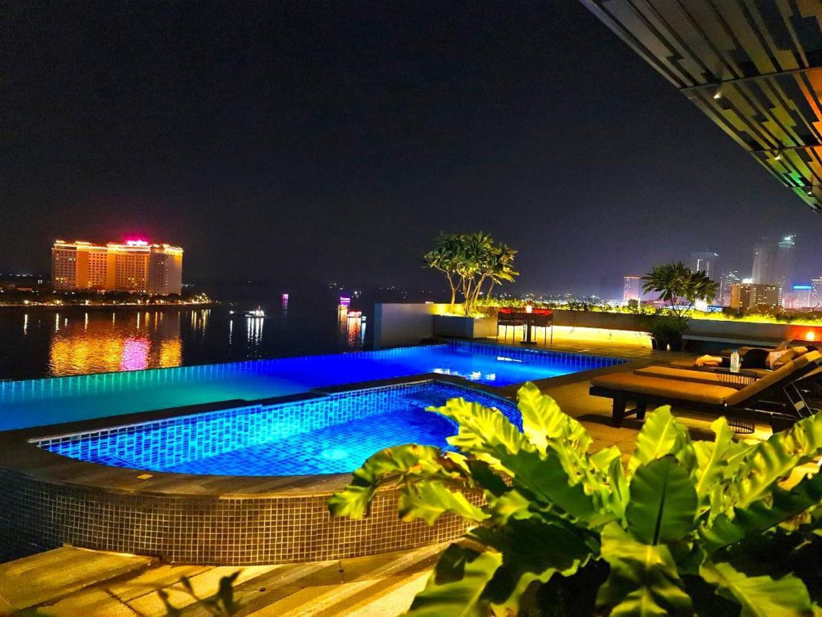 Harmony Phnom Penh Hotel Ngoại thất bức ảnh