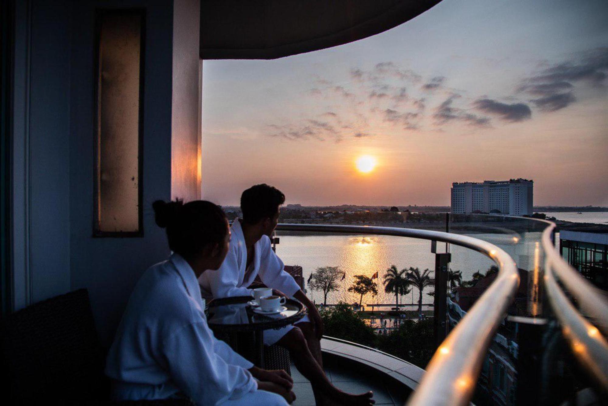 Harmony Phnom Penh Hotel Ngoại thất bức ảnh