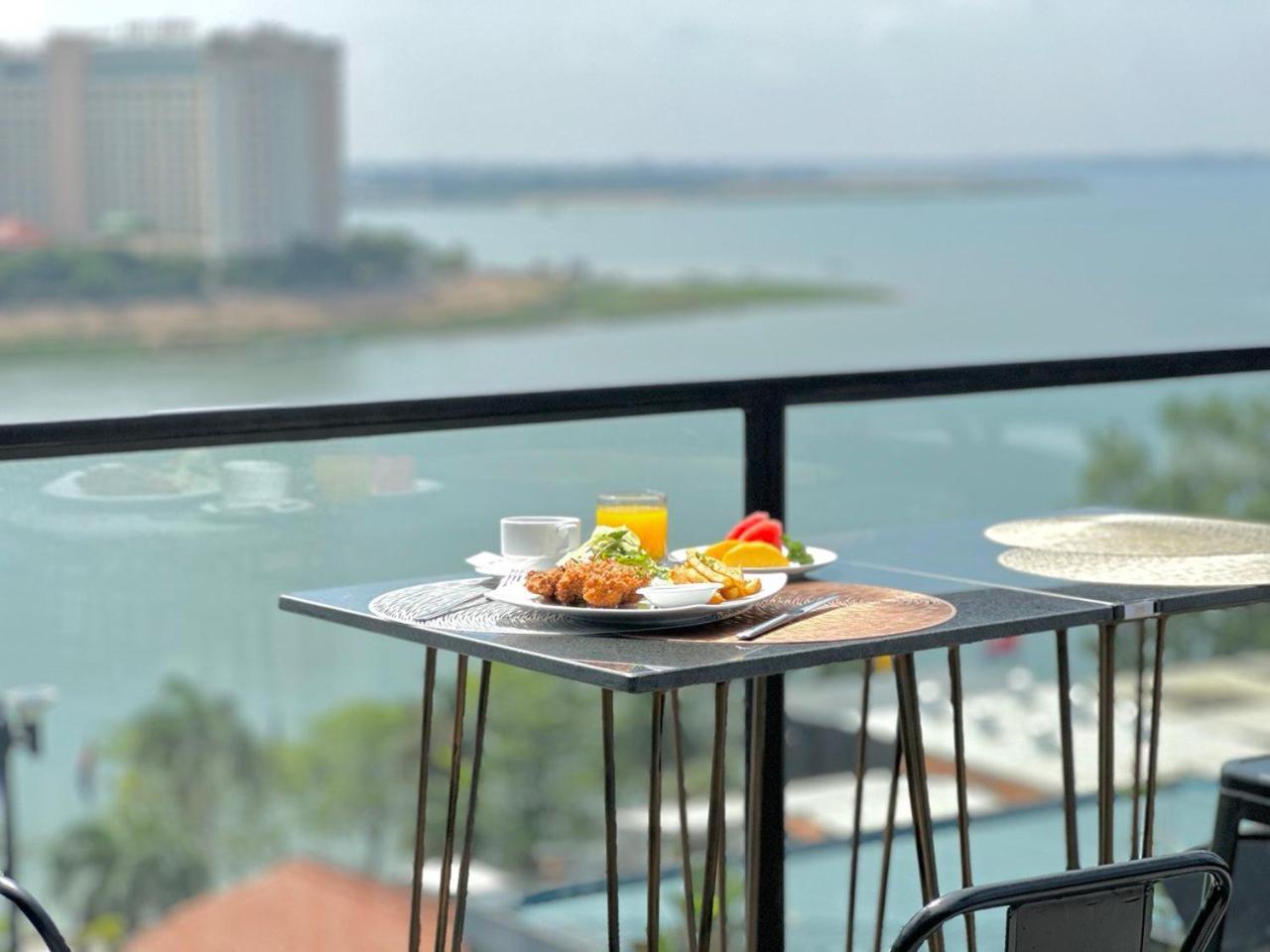 Harmony Phnom Penh Hotel Ngoại thất bức ảnh