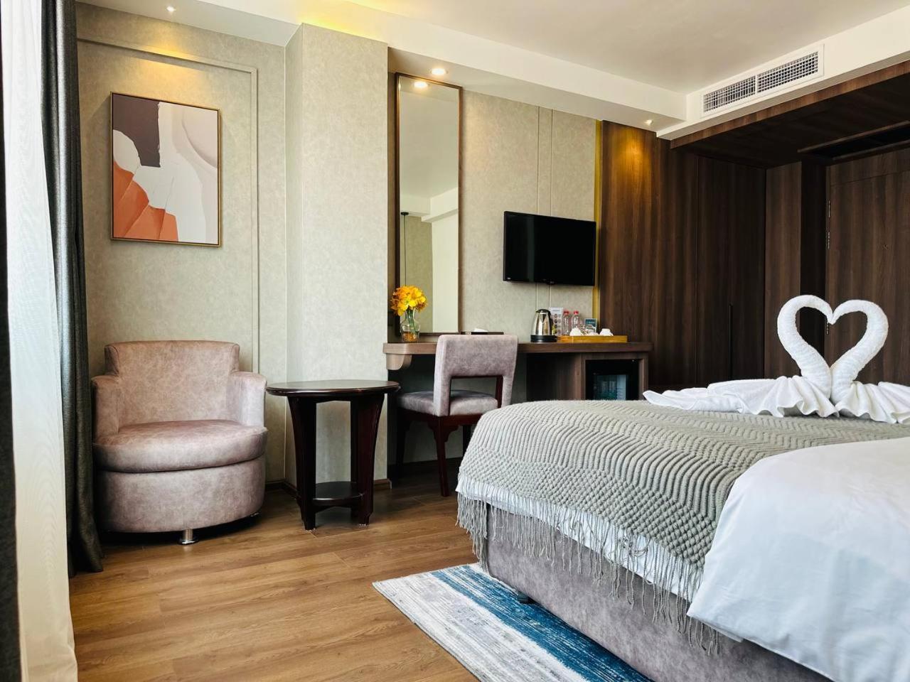 Harmony Phnom Penh Hotel Ngoại thất bức ảnh